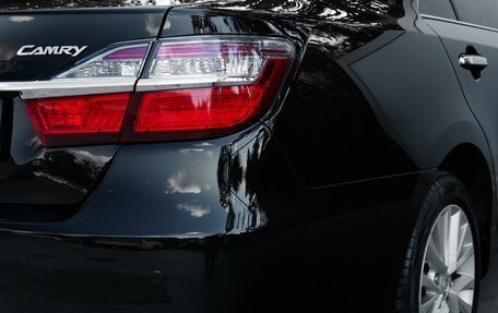 Toyota Camry, 2017 год, 2 390 000 рублей, 9 фотография