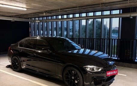 BMW 3 серия, 2017 год, 2 400 000 рублей, 3 фотография