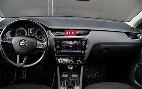 Skoda Octavia, 2018 год, 1 800 000 рублей, 9 фотография