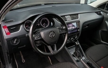 Skoda Octavia, 2018 год, 1 800 000 рублей, 10 фотография