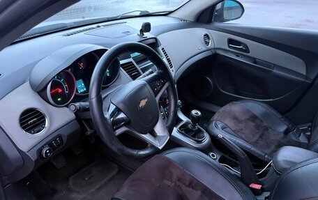 Chevrolet Cruze II, 2012 год, 600 000 рублей, 7 фотография