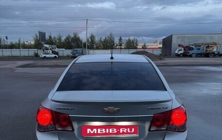 Chevrolet Cruze II, 2012 год, 600 000 рублей, 4 фотография
