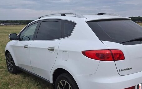Luxgen Luxgen7 SUV, 2014 год, 1 300 000 рублей, 2 фотография