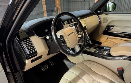 Land Rover Range Rover IV рестайлинг, 2014 год, 4 000 000 рублей, 6 фотография