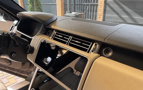 Land Rover Range Rover IV рестайлинг, 2014 год, 4 000 000 рублей, 23 фотография