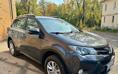 Toyota RAV4, 2013 год, 1 820 000 рублей, 3 фотография