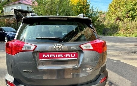 Toyota RAV4, 2013 год, 1 820 000 рублей, 4 фотография