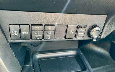 Toyota RAV4, 2013 год, 1 820 000 рублей, 17 фотография