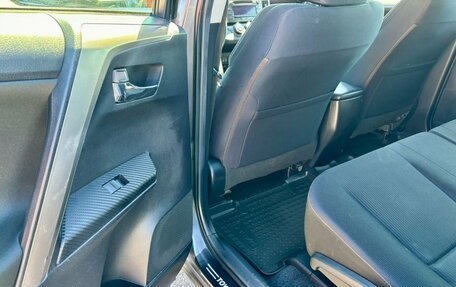 Toyota RAV4, 2013 год, 1 820 000 рублей, 19 фотография