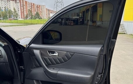 Infiniti QX70, 2015 год, 2 450 000 рублей, 18 фотография