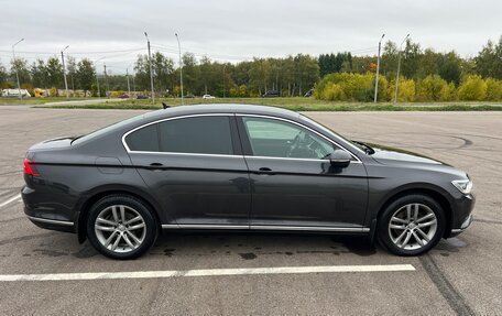 Volkswagen Passat B8 рестайлинг, 2019 год, 2 500 000 рублей, 4 фотография