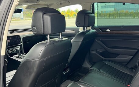 Volkswagen Passat B8 рестайлинг, 2019 год, 2 500 000 рублей, 7 фотография