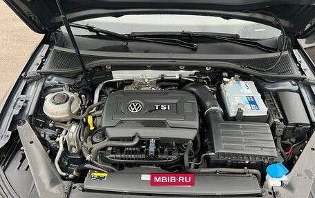 Volkswagen Passat B8 рестайлинг, 2019 год, 2 500 000 рублей, 17 фотография