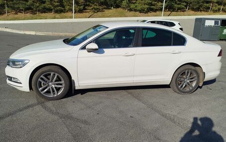 Volkswagen Passat B8 рестайлинг, 2019 год, 1 800 000 рублей, 4 фотография