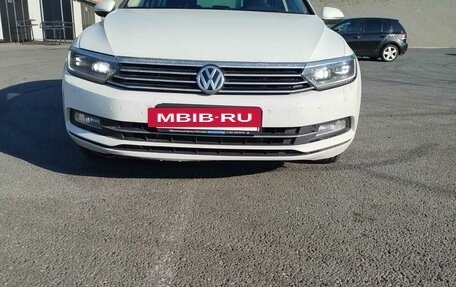 Volkswagen Passat B8 рестайлинг, 2019 год, 1 800 000 рублей, 2 фотография