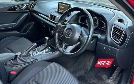 Mazda Axela, 2015 год, 1 088 000 рублей, 22 фотография
