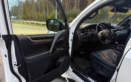 Lexus LX III, 2018 год, 7 600 000 рублей, 17 фотография