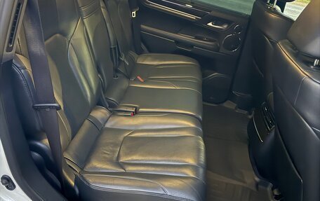 Lexus LX III, 2018 год, 7 600 000 рублей, 28 фотография