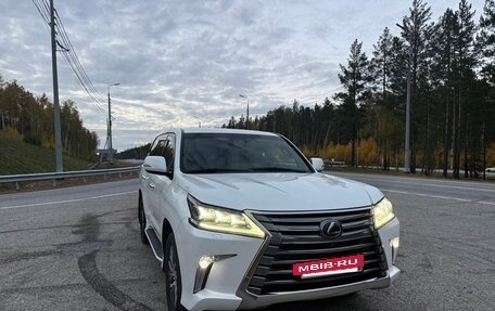 Lexus LX III, 2018 год, 7 600 000 рублей, 13 фотография