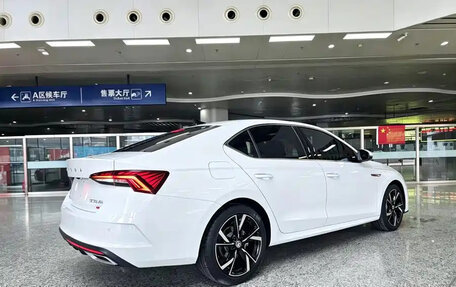 Skoda Octavia IV, 2023 год, 2 280 000 рублей, 8 фотография