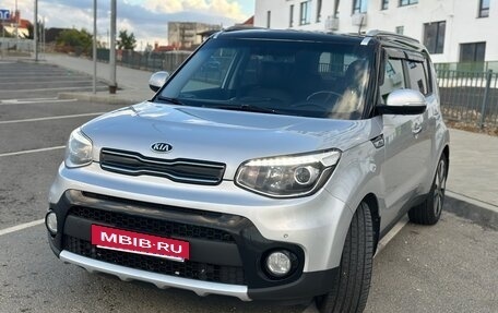 KIA Soul II рестайлинг, 2017 год, 1 295 000 рублей, 4 фотография