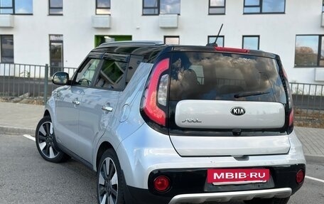 KIA Soul II рестайлинг, 2017 год, 1 295 000 рублей, 5 фотография