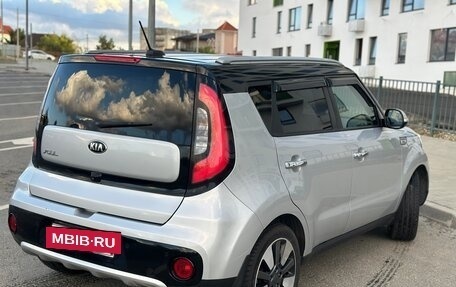 KIA Soul II рестайлинг, 2017 год, 1 295 000 рублей, 7 фотография