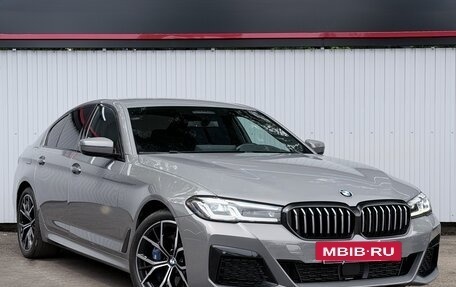 BMW 5 серия, 2021 год, 6 997 000 рублей, 3 фотография