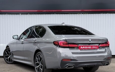 BMW 5 серия, 2021 год, 6 997 000 рублей, 4 фотография