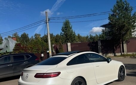 Mercedes-Benz E-Класс, 2017 год, 3 300 000 рублей, 20 фотография