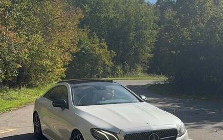 Mercedes-Benz E-Класс, 2017 год, 3 300 000 рублей, 16 фотография