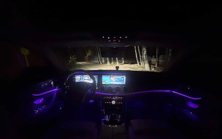 Mercedes-Benz E-Класс, 2017 год, 3 300 000 рублей, 25 фотография