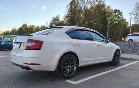 Skoda Octavia, 2018 год, 1 600 000 рублей, 6 фотография