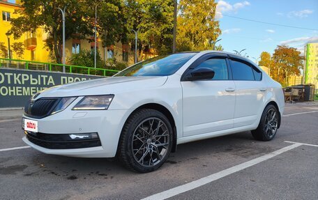 Skoda Octavia, 2018 год, 1 600 000 рублей, 3 фотография