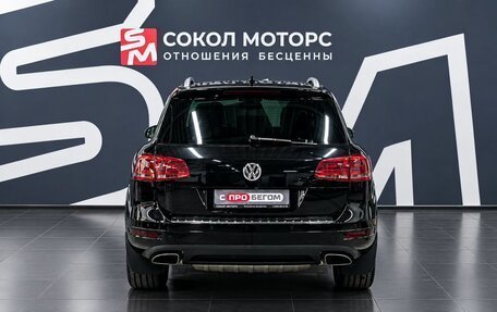 Volkswagen Touareg III, 2011 год, 2 179 000 рублей, 5 фотография
