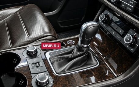 Volkswagen Touareg III, 2011 год, 2 179 000 рублей, 13 фотография