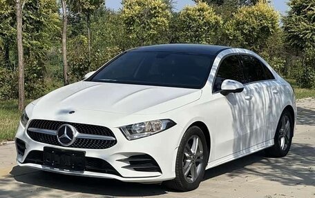 Mercedes-Benz A-Класс, 2023 год, 2 460 011 рублей, 2 фотография