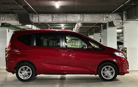 Honda Freed II, 2018 год, 1 670 000 рублей, 6 фотография