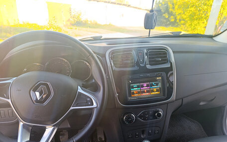 Renault Sandero II рестайлинг, 2018 год, 1 260 000 рублей, 10 фотография