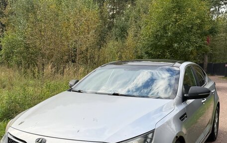 KIA Optima III, 2011 год, 900 000 рублей, 18 фотография