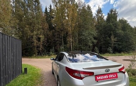 KIA Optima III, 2011 год, 900 000 рублей, 13 фотография