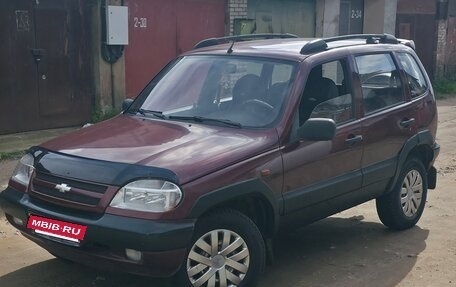 Chevrolet Niva I рестайлинг, 2004 год, 170 000 рублей, 3 фотография
