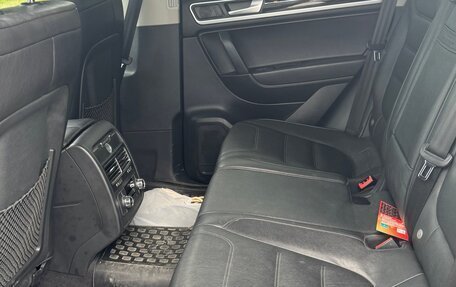 Volkswagen Touareg III, 2011 год, 2 150 000 рублей, 12 фотография
