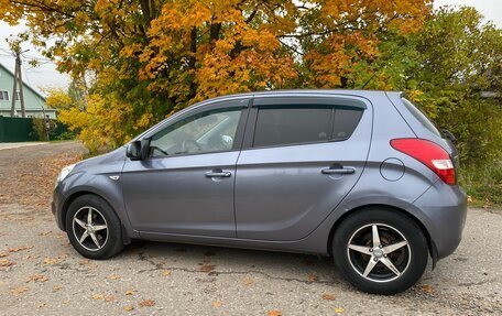 Hyundai i20 IB рестайлинг, 2010 год, 500 000 рублей, 15 фотография