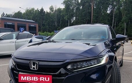 Honda Accord IX рестайлинг, 2019 год, 2 950 000 рублей, 3 фотография