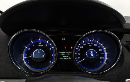 Hyundai Sonata VI, 2011 год, 949 000 рублей, 18 фотография