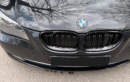 BMW 5 серия, 2008 год, 900 000 рублей, 2 фотография