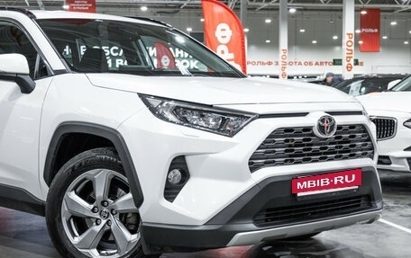 Toyota RAV4, 2021 год, 3 449 700 рублей, 5 фотография