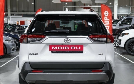 Toyota RAV4, 2021 год, 3 449 700 рублей, 8 фотография