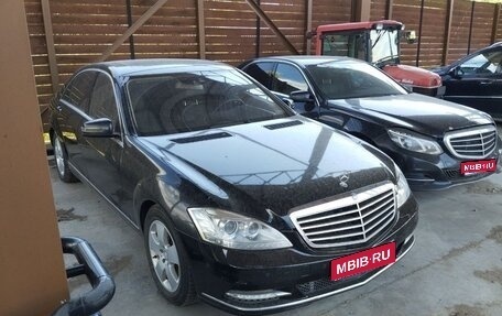 Mercedes-Benz S-Класс, 2010 год, 2 250 000 рублей, 1 фотография